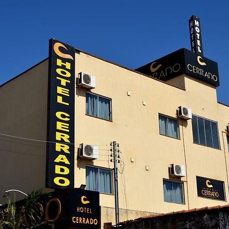 Hotel Cerrado กัวยาเนีย ภายนอก รูปภาพ