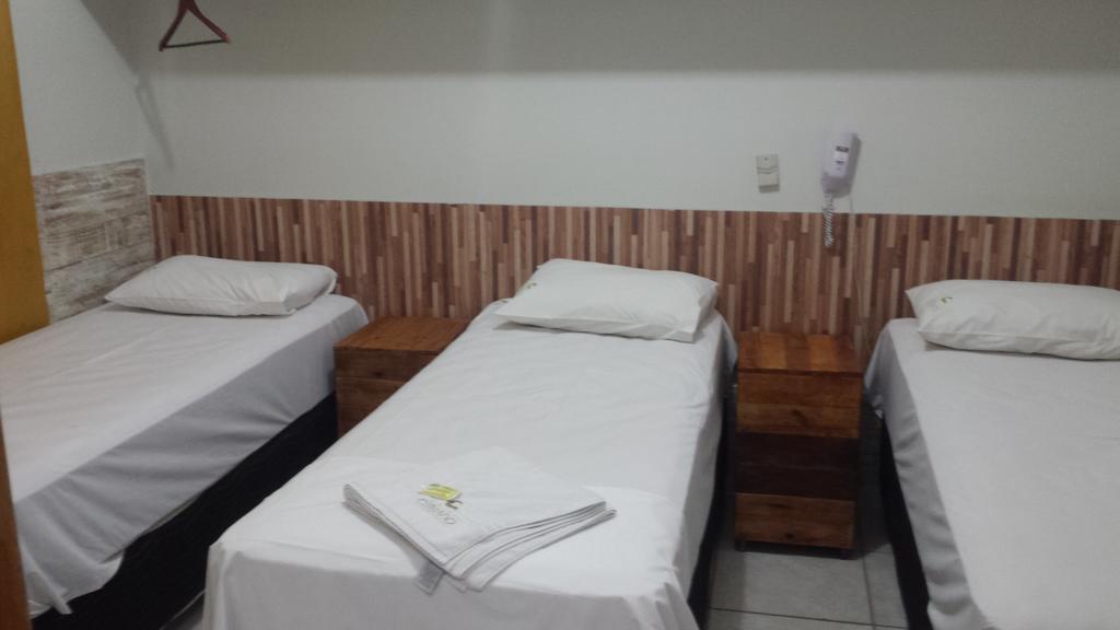 Hotel Cerrado กัวยาเนีย ภายนอก รูปภาพ