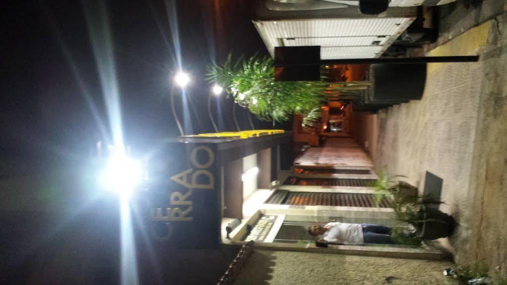 Hotel Cerrado กัวยาเนีย ภายนอก รูปภาพ